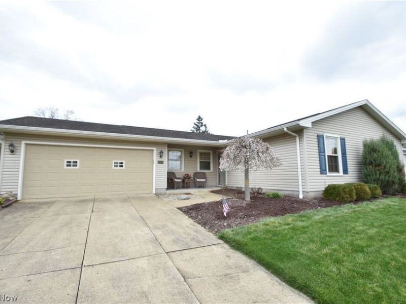 7568 Huntington Drive , Boardman, OH 44512 Photo 2