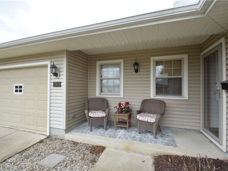 7568 Huntington Drive , Boardman, OH 44512 Photo 3