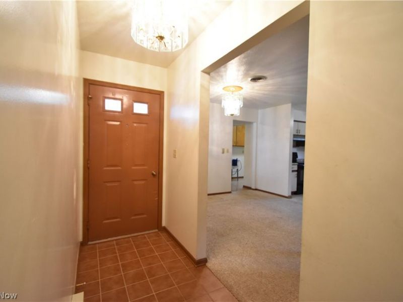 7568 Huntington Drive , Boardman, OH 44512 Photo 4