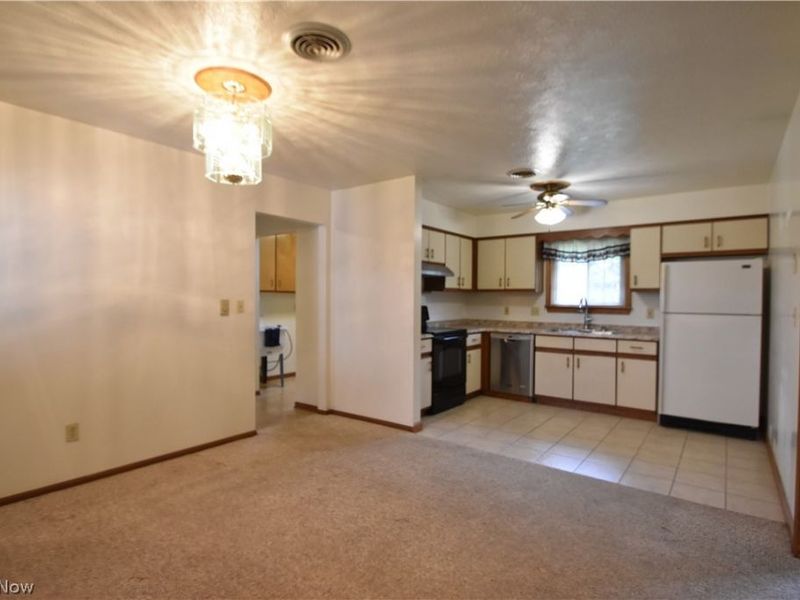 7568 Huntington Drive , Boardman, OH 44512 Photo 5