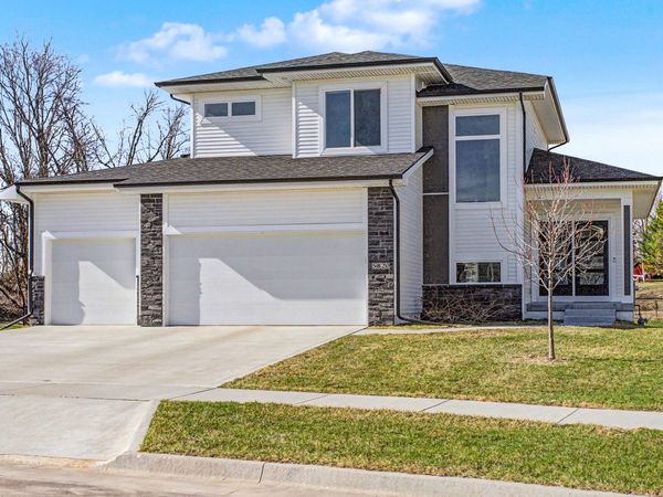 5820 Allerton Drive, Ames, IA 50014