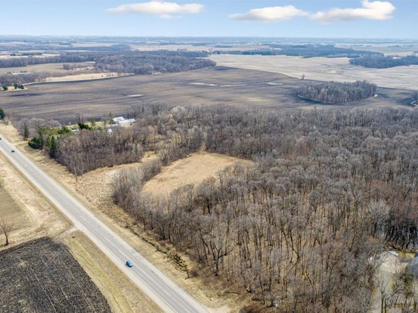 13XX Lonsdale Boulevard E, Northfield, MN 55057