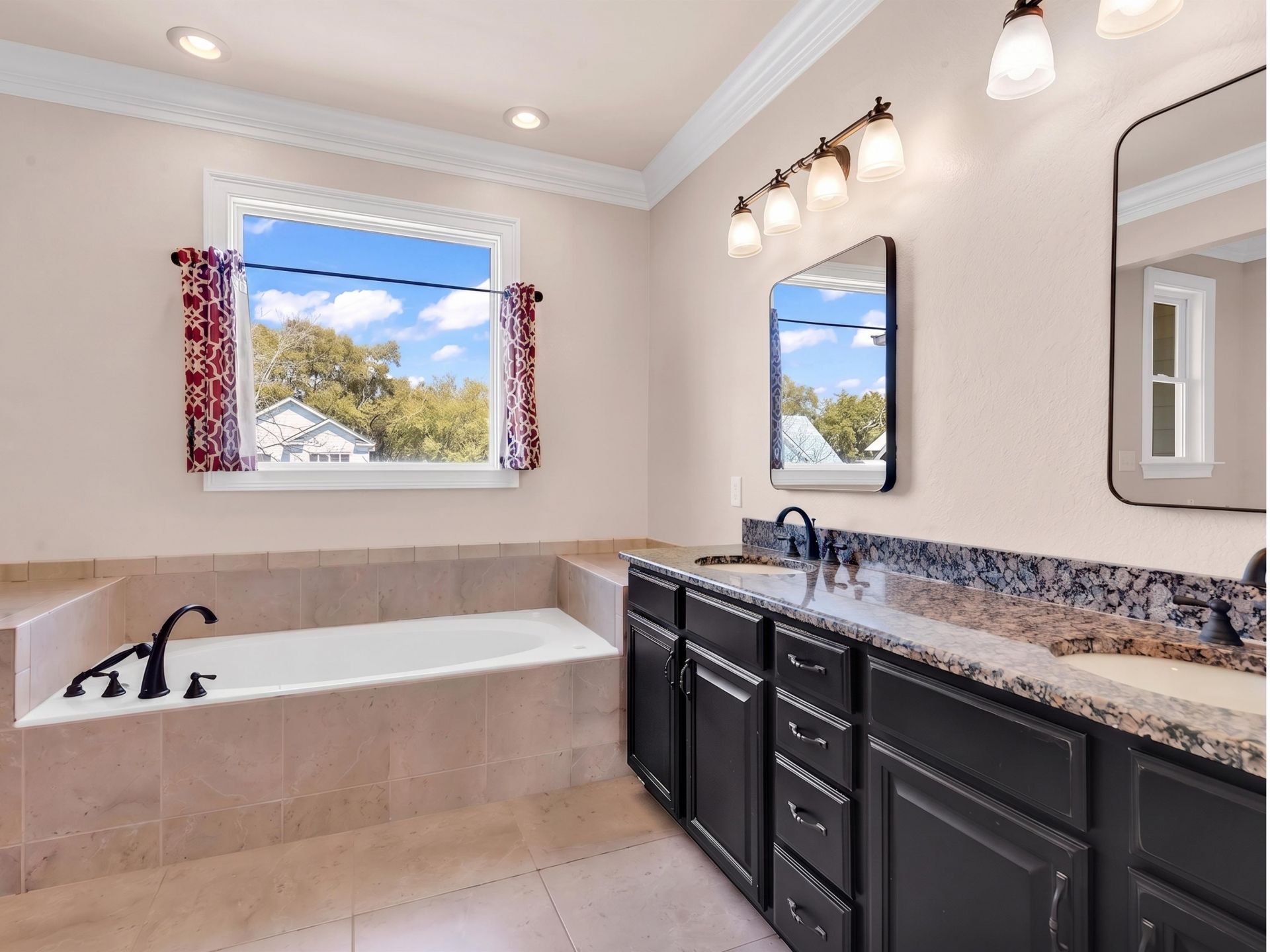 16 Orchard Ave. Photo 22