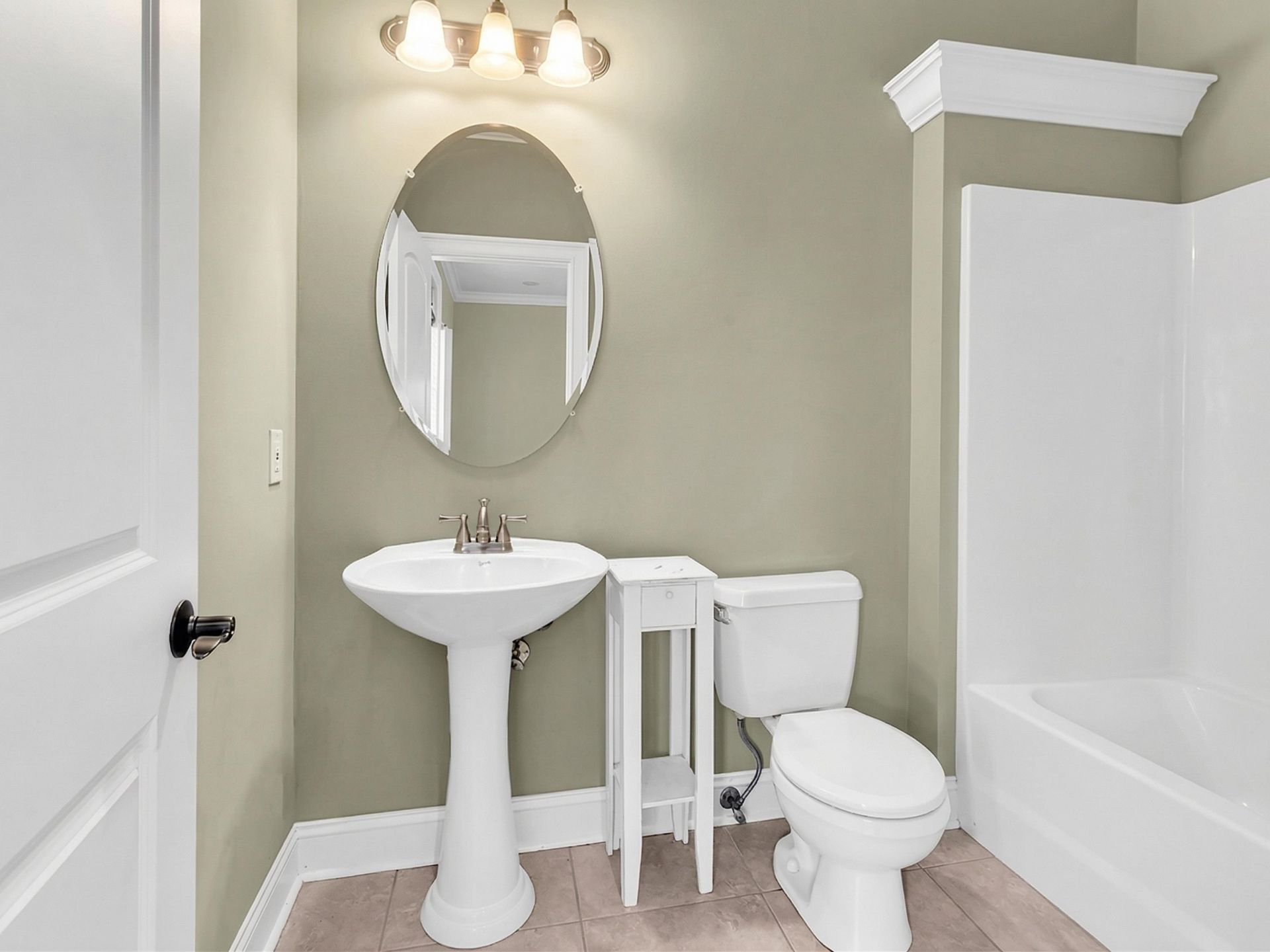 16 Orchard Ave. Photo 33