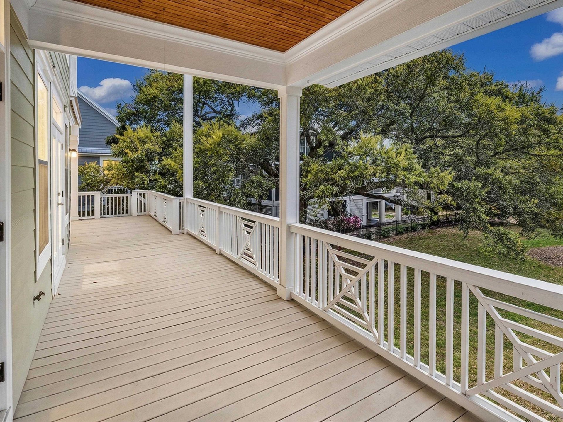 16 Orchard Ave. Photo 37