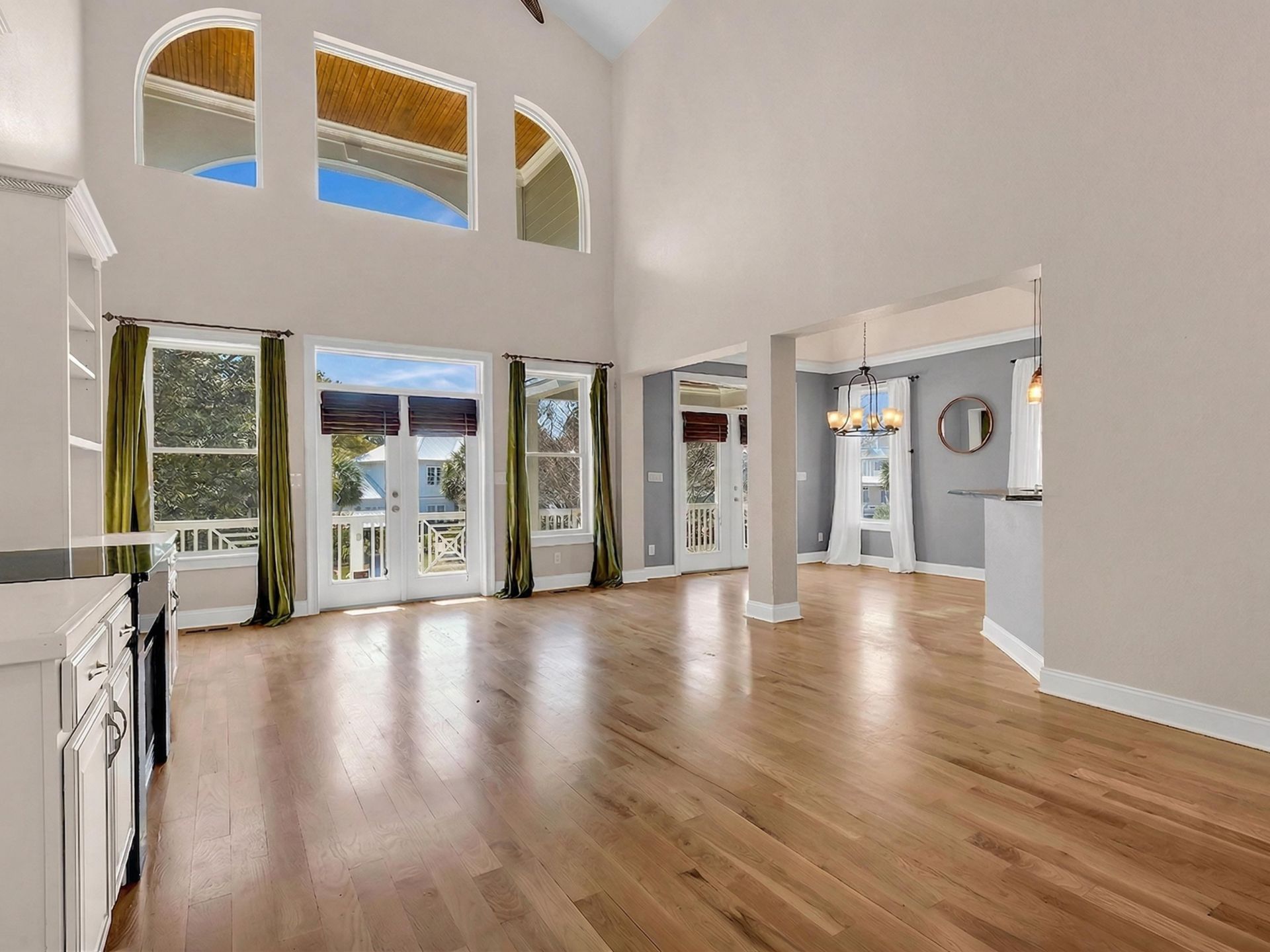 16 Orchard Ave.  Photo 4