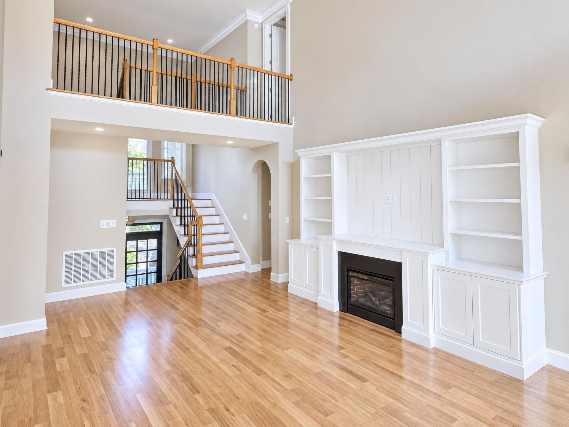 16 Orchard Ave. Photo 4