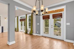 16 Orchard Ave. photo 4