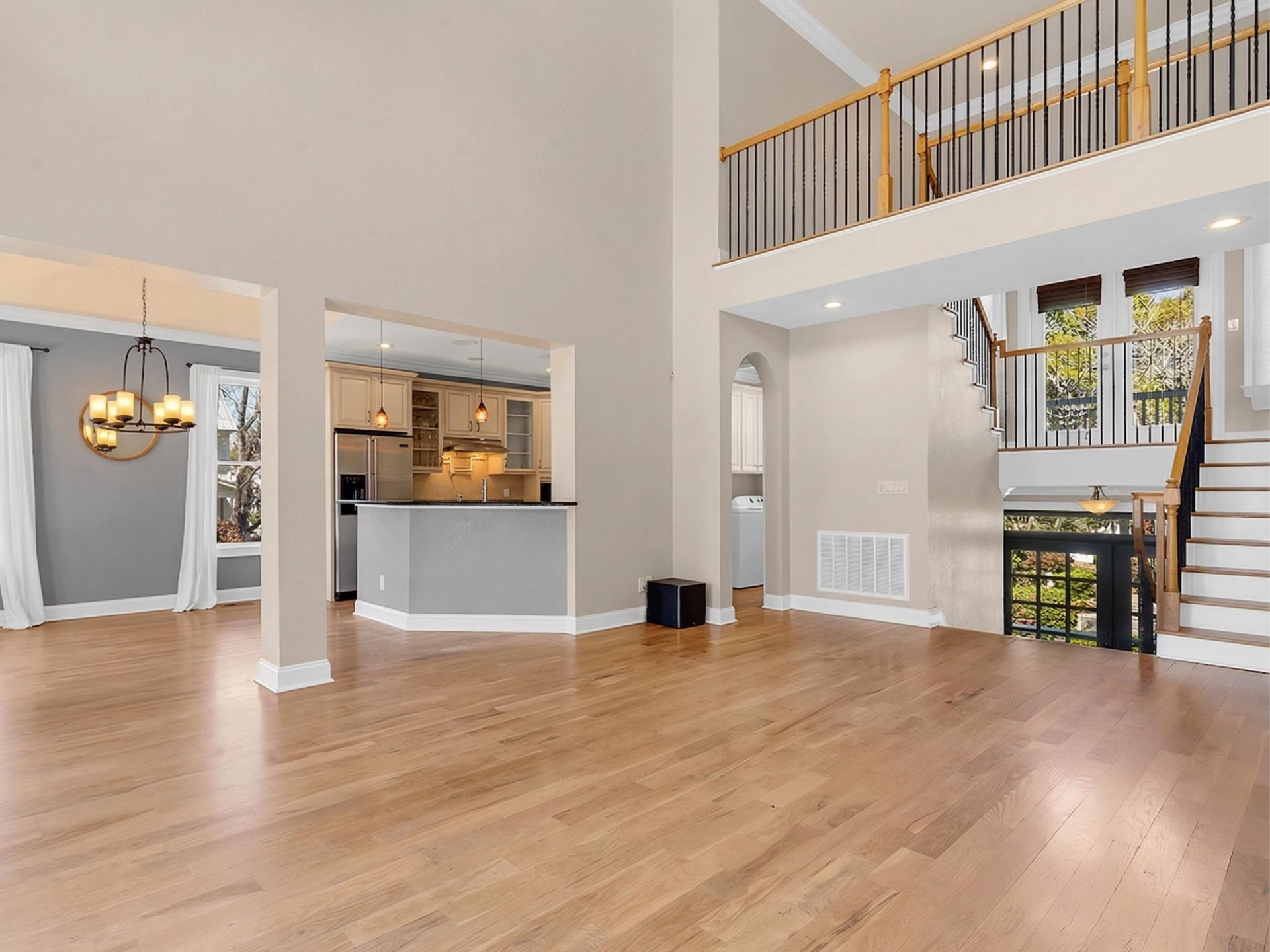 16 Orchard Ave. Photo 6