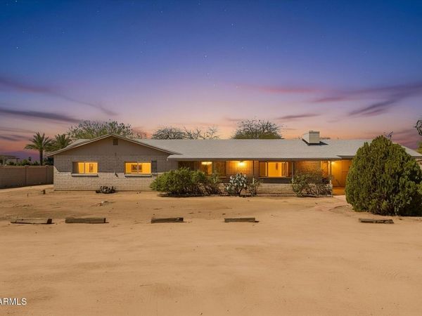 25814 N 17TH Avenue, Phoenix, AZ 85085