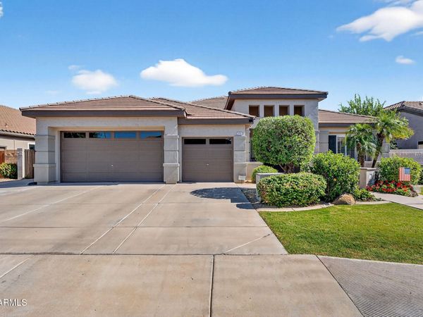 654 E HAMPTON Court, Gilbert, AZ 85295