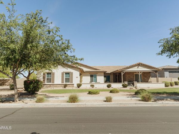 21112 E AQUARIUS Way, Queen Creek, AZ 85142