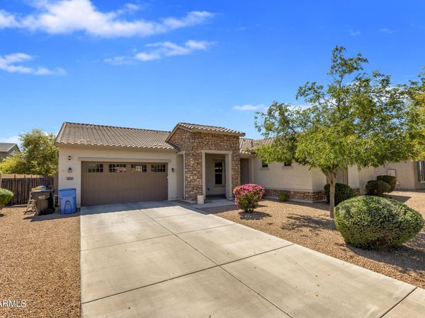 2827 E MUIRFIELD Street, Gilbert, AZ 85298