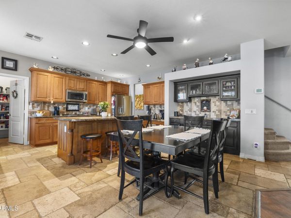 8996 W POTTER Drive, Peoria, AZ 85382