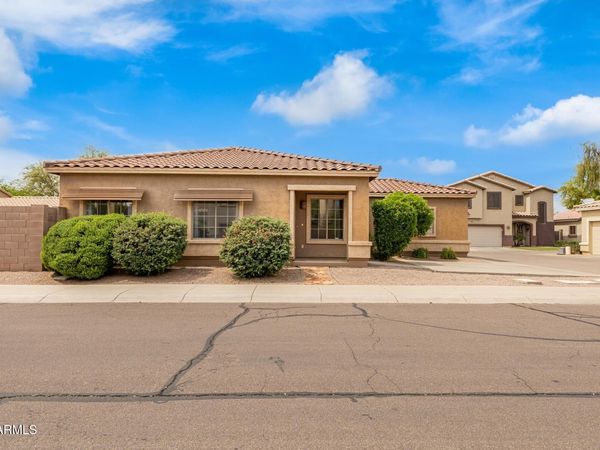 6450 S NASH Way, Chandler, AZ 85249