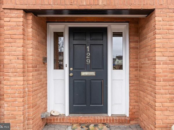 129 PLUM STREET, MOORESTOWN, NJ 08057