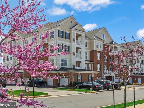 44589 YORK CREST TERRACE, Unit 300, ASHBURN, VA 20147