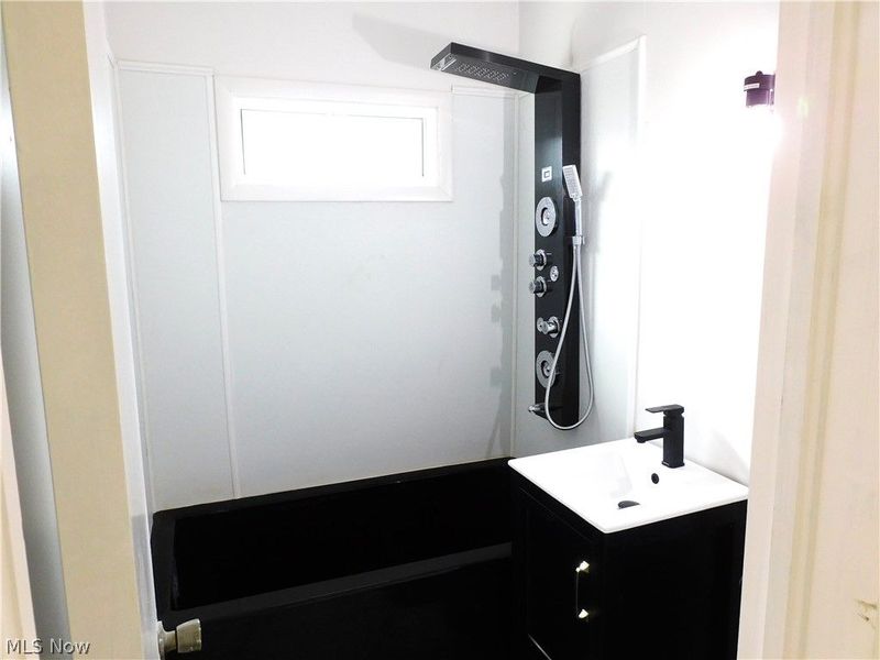 1427 Union Avenue , Ashtabula, OH 44004 Photo 12