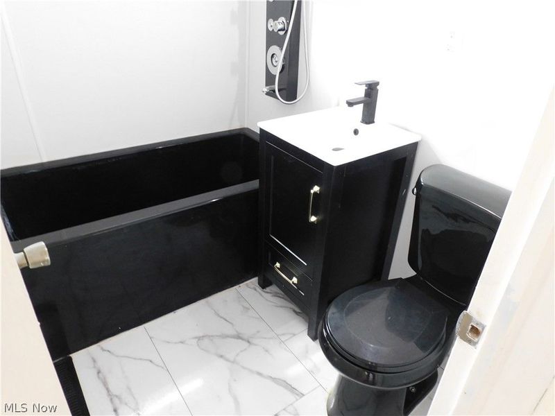 1427 Union Avenue , Ashtabula, OH 44004 Photo 13