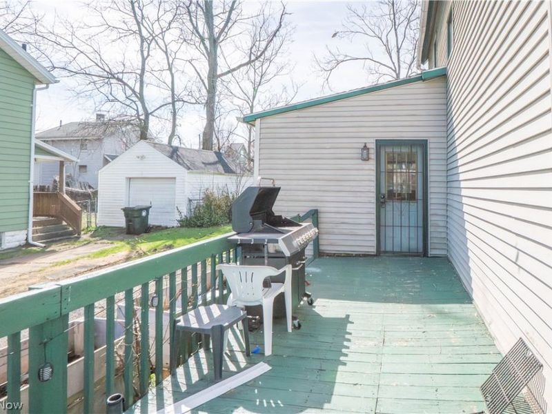 2202 5th Street NE, Canton, OH 44704 Photo 4