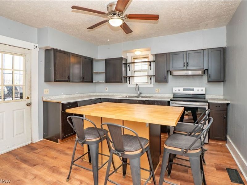 2202 5th Street NE, Canton, OH 44704 Photo 9