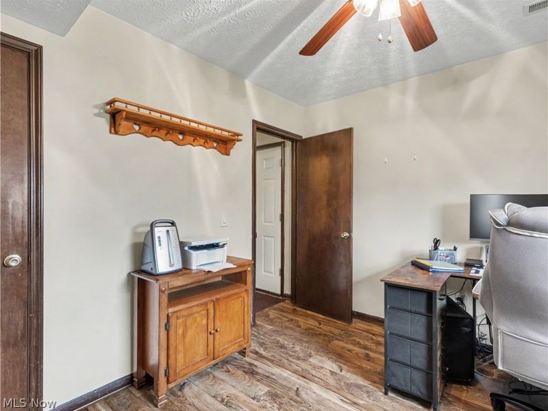 3881 Mahogany Street NW, Uniontown, OH 44685 Photo 17