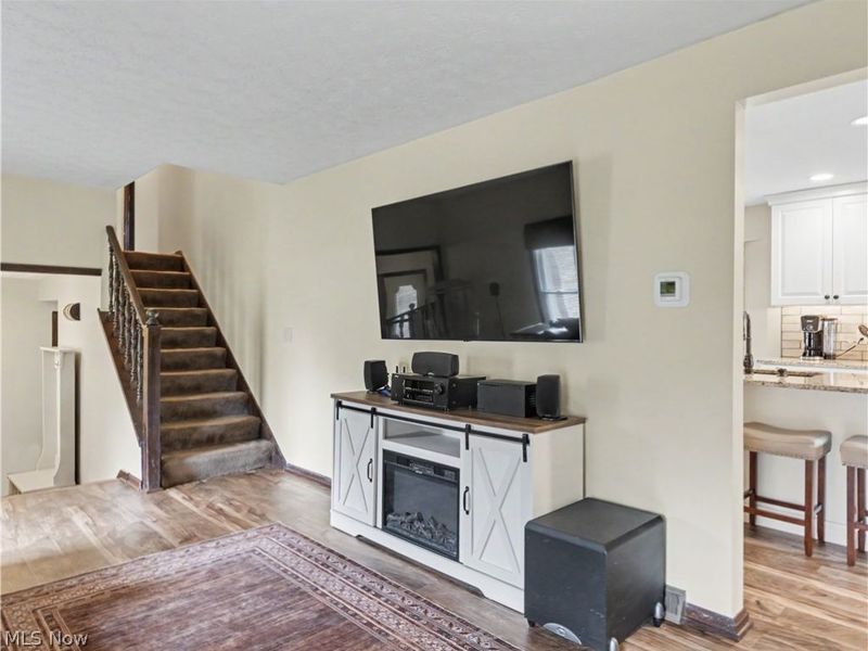 3881 Mahogany Street NW, Uniontown, OH 44685 Photo 4