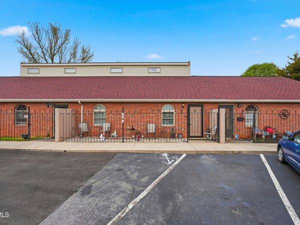 303 Phoenix Court, Unit 303, Kingsport, TN 37663