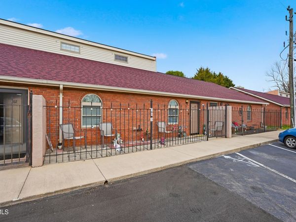 303 Phoenix Court, Unit 303, Kingsport, TN 37663