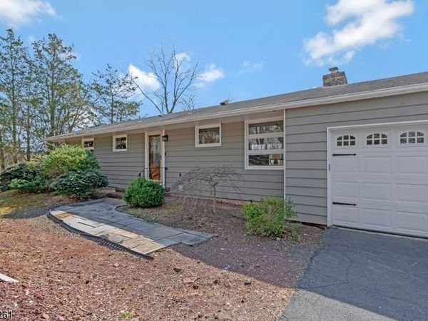 1927 Millstone River Rd, Hillsborough, NJ 08844