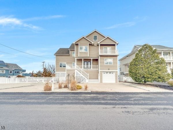 1828 Cable Dr, Toms Rivership, NJ 08753