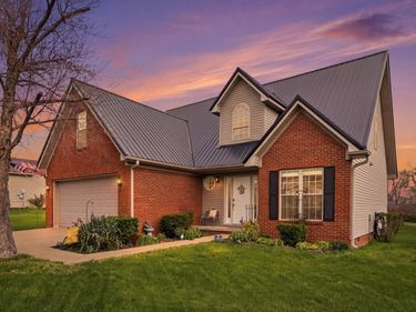 504 Chaucer Drive, Lawrenceburg, KY 40342