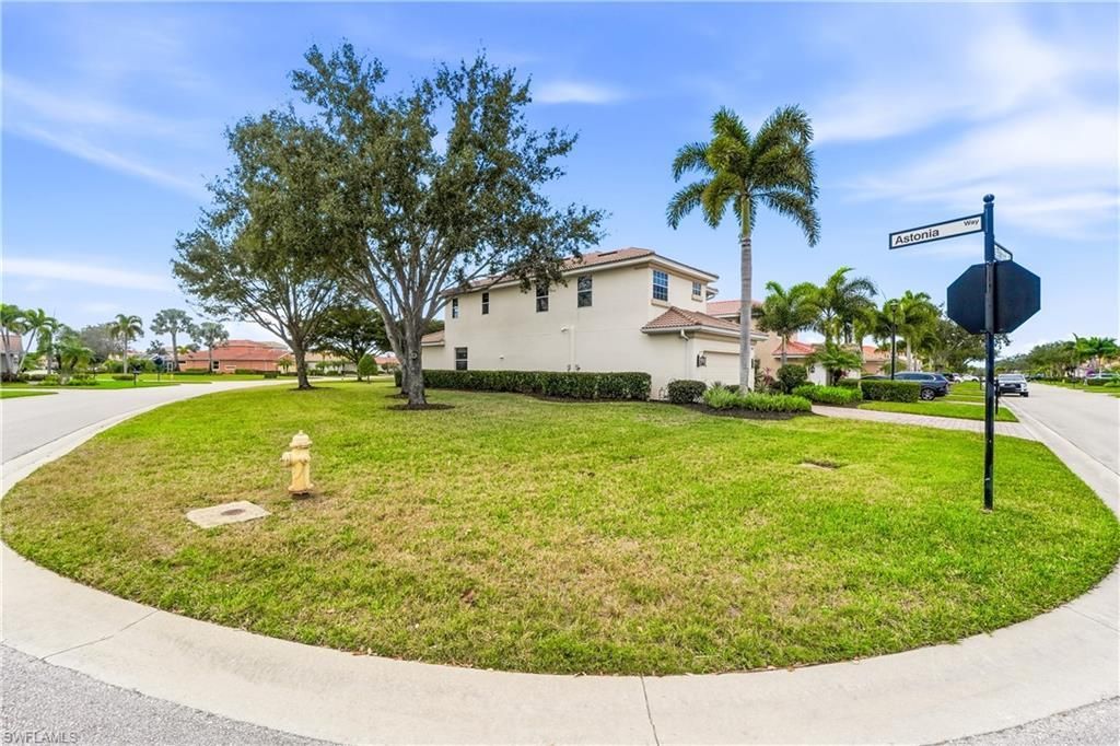 9429 La Bianco St, Estero, FL 33967 Photo
