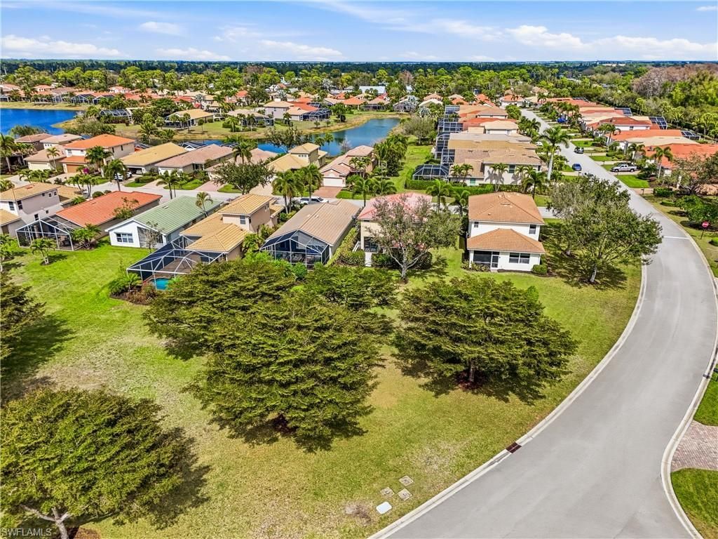 9429 La Bianco St, Estero, FL 33967 Photo