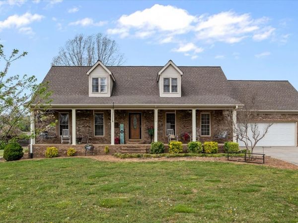 5842 Old State Route 1 , New Johnsonville, TN 37134