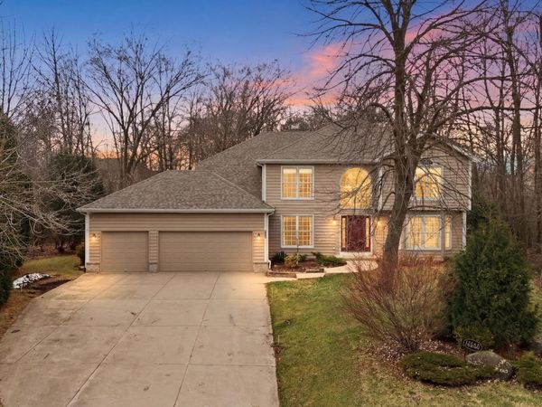 12685 W Barbary Ct, New Berlin, WI 53151
