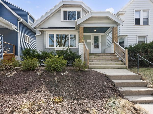 307 E Rosedale Ave, Unit A, Milwaukee, WI 53207