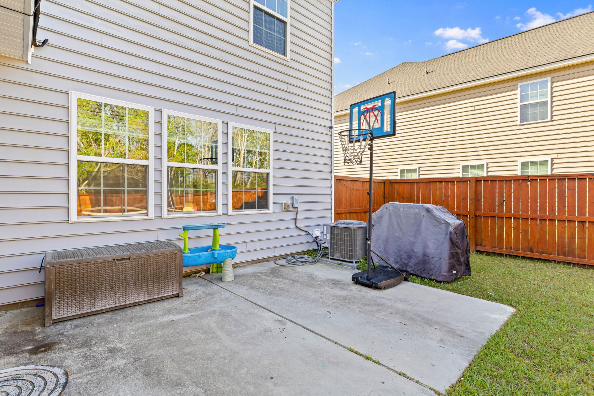 511 Singing Bush Avenue Photo 21