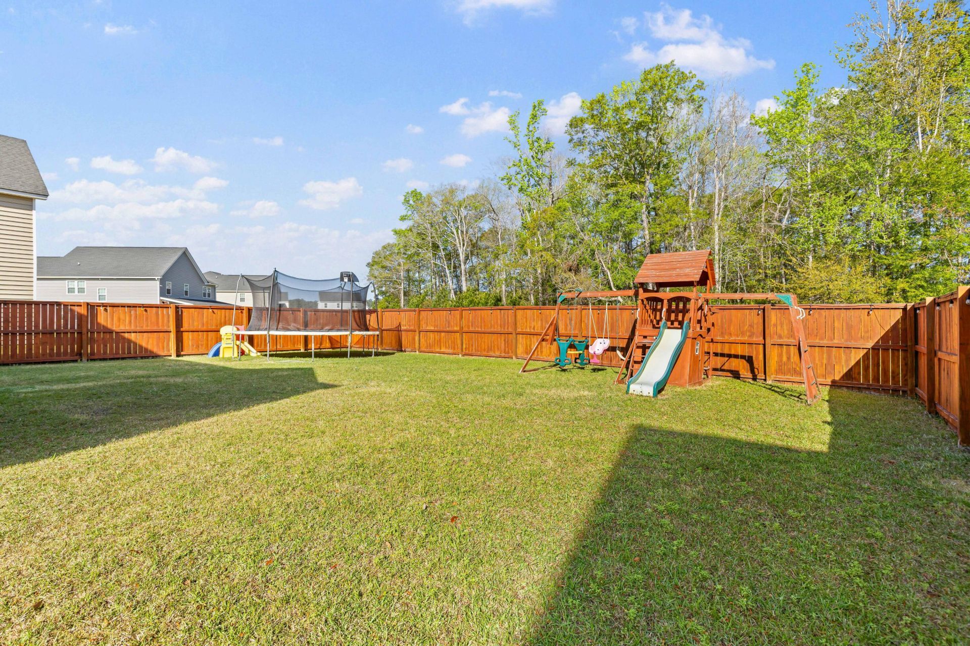 511 Singing Bush Avenue Photo 23