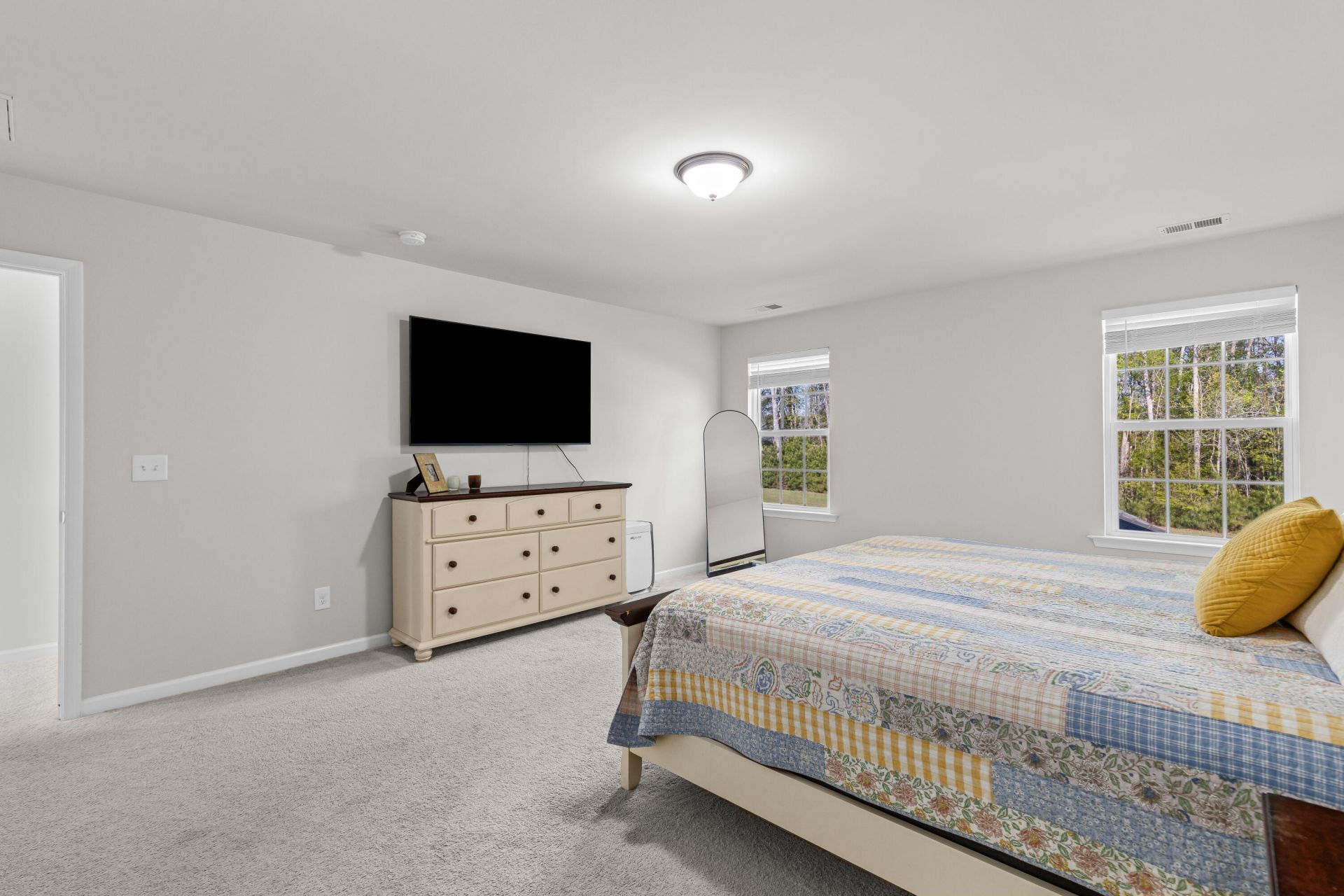 511 Singing Bush Avenue Photo 32