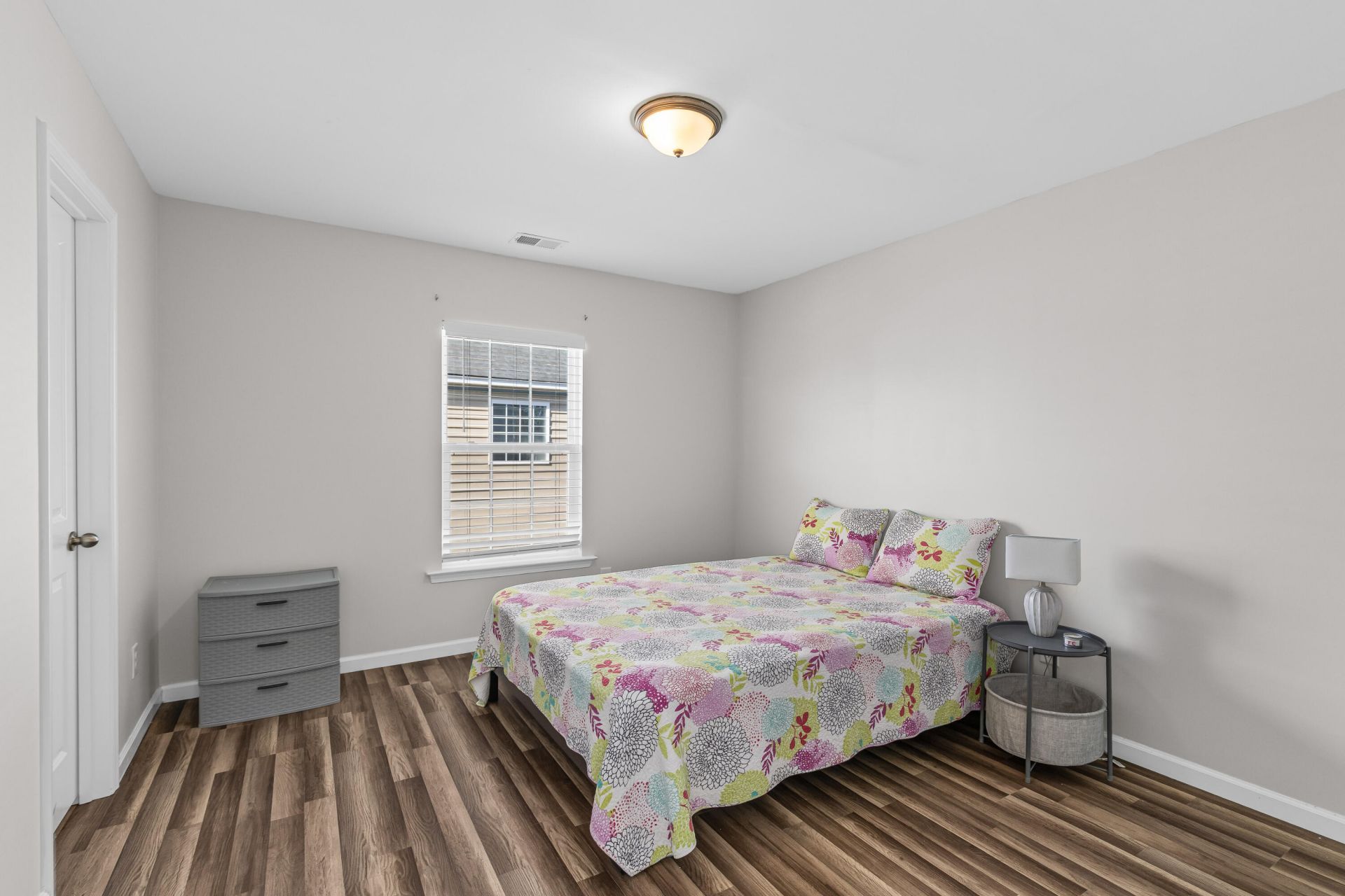 511 Singing Bush Avenue Photo 43