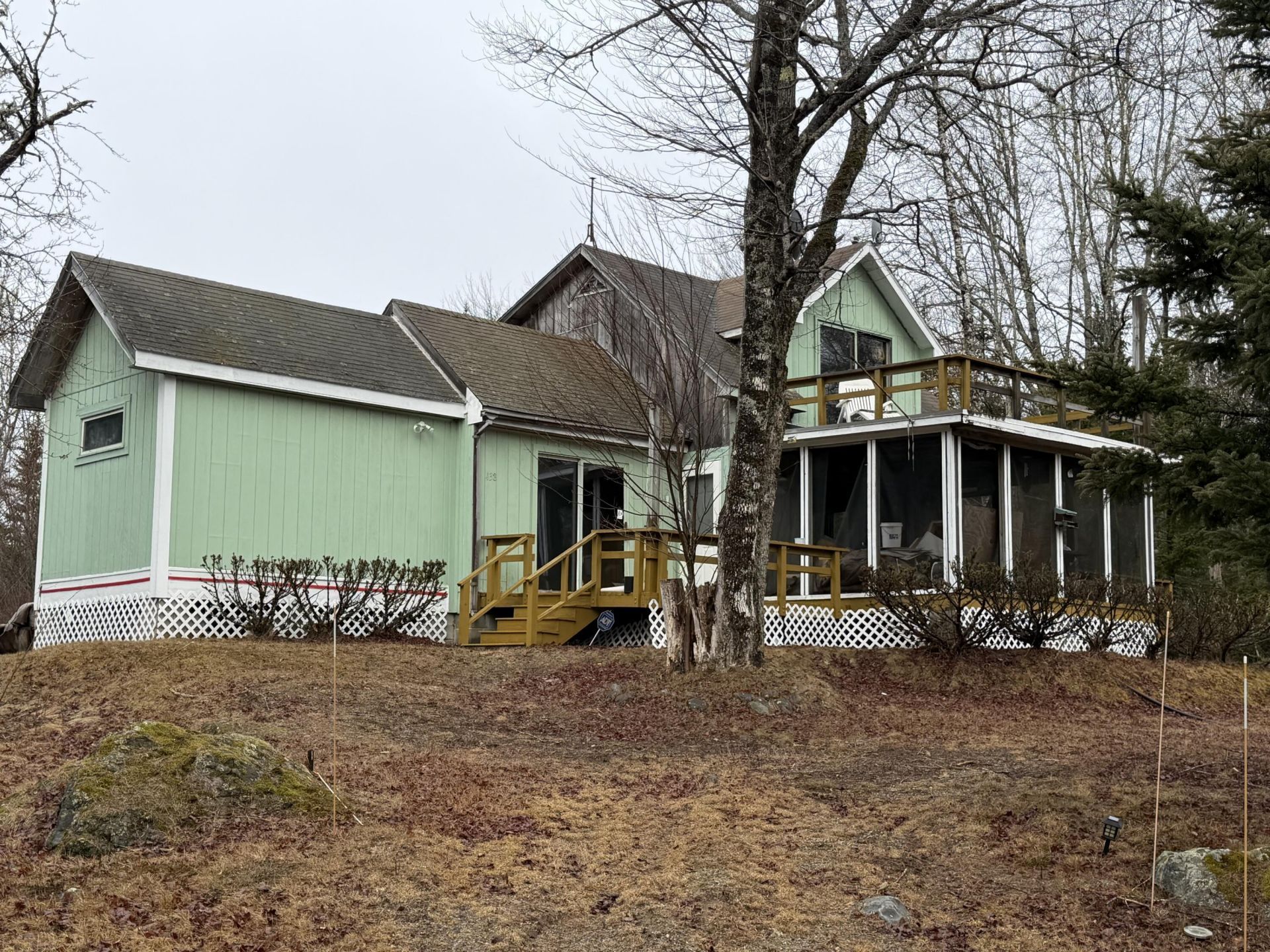 438 Guzzle Road, Gouldsboro, ME 04607 Main Photo