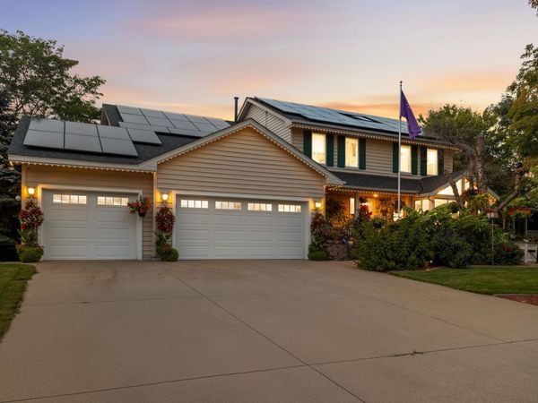 17704 Icon Trail, Lakeville, MN 55044