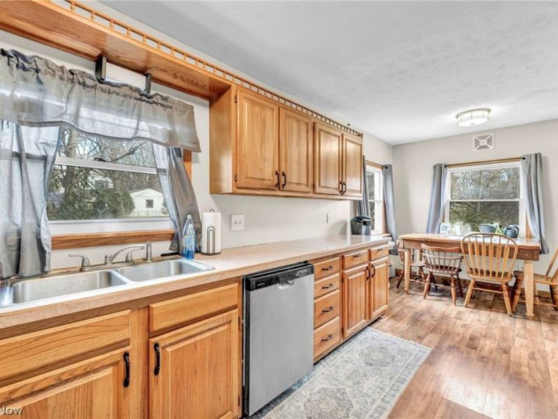 591 Long Drive , Norton, OH 44203 Photo 12