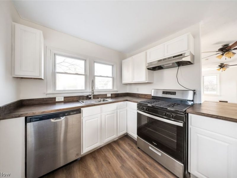 615 W Spruce Avenue , Ravenna, OH 44266 Photo 17