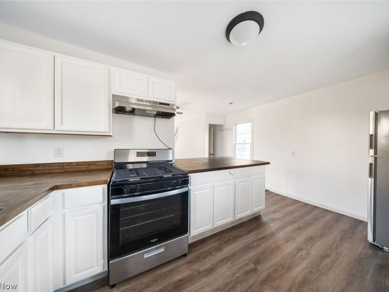 615 W Spruce Avenue , Ravenna, OH 44266 Photo 18