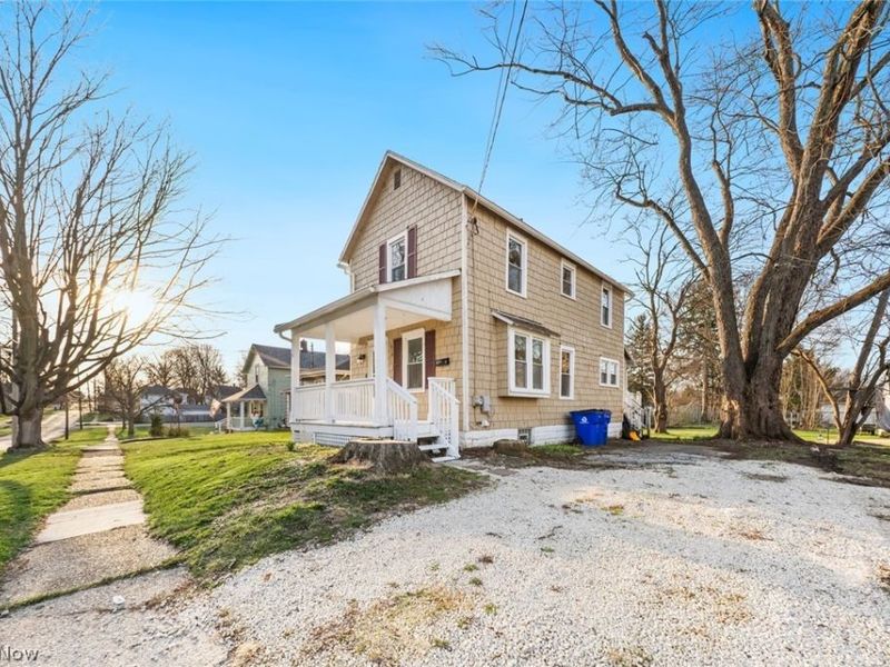 615 W Spruce Avenue , Ravenna, OH 44266 Photo 2