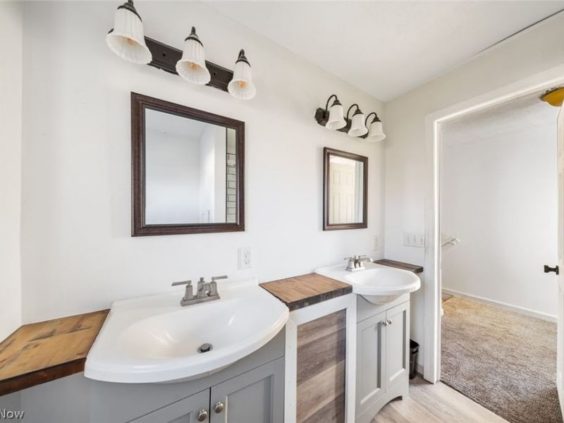 615 W Spruce Avenue , Ravenna, OH 44266 Photo 28