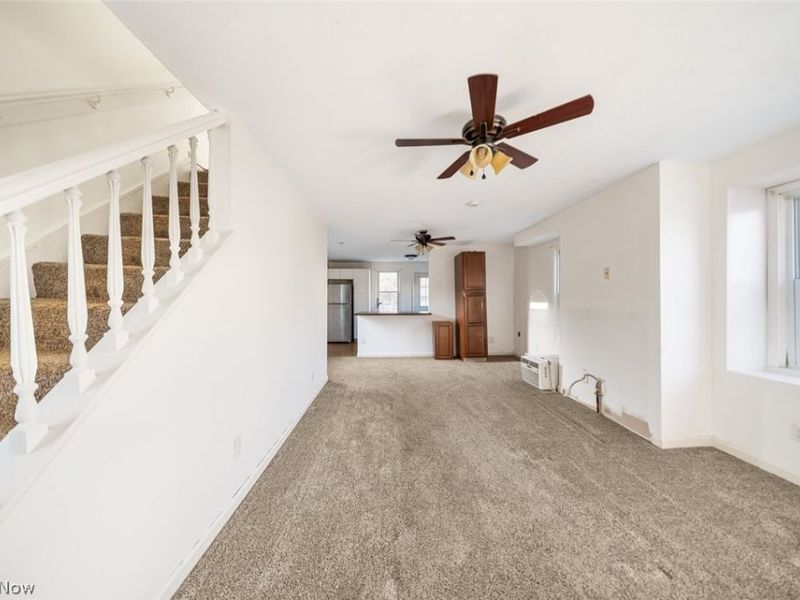 615 W Spruce Avenue , Ravenna, OH 44266 Photo 6