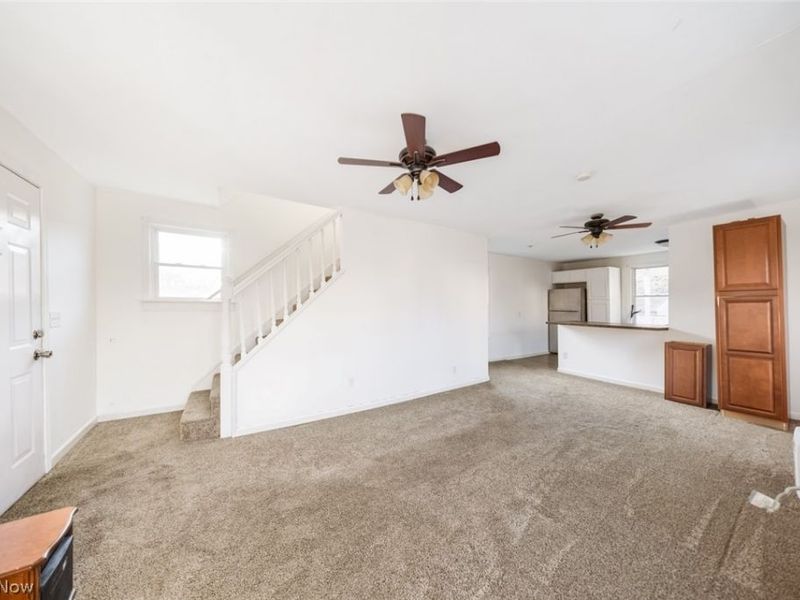 615 W Spruce Avenue , Ravenna, OH 44266 Photo 7